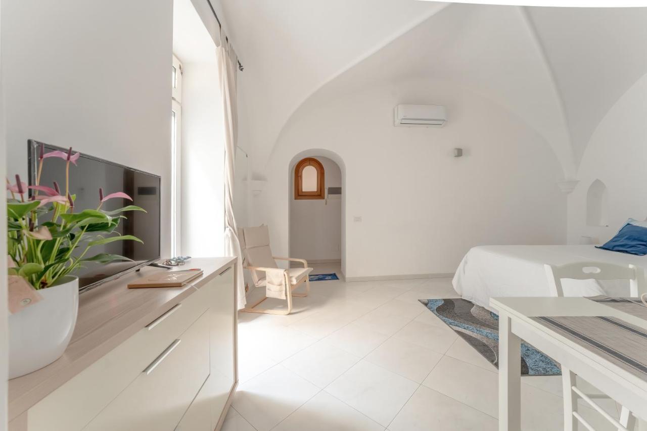 Suite Posterus 5 Капри Екстериор снимка